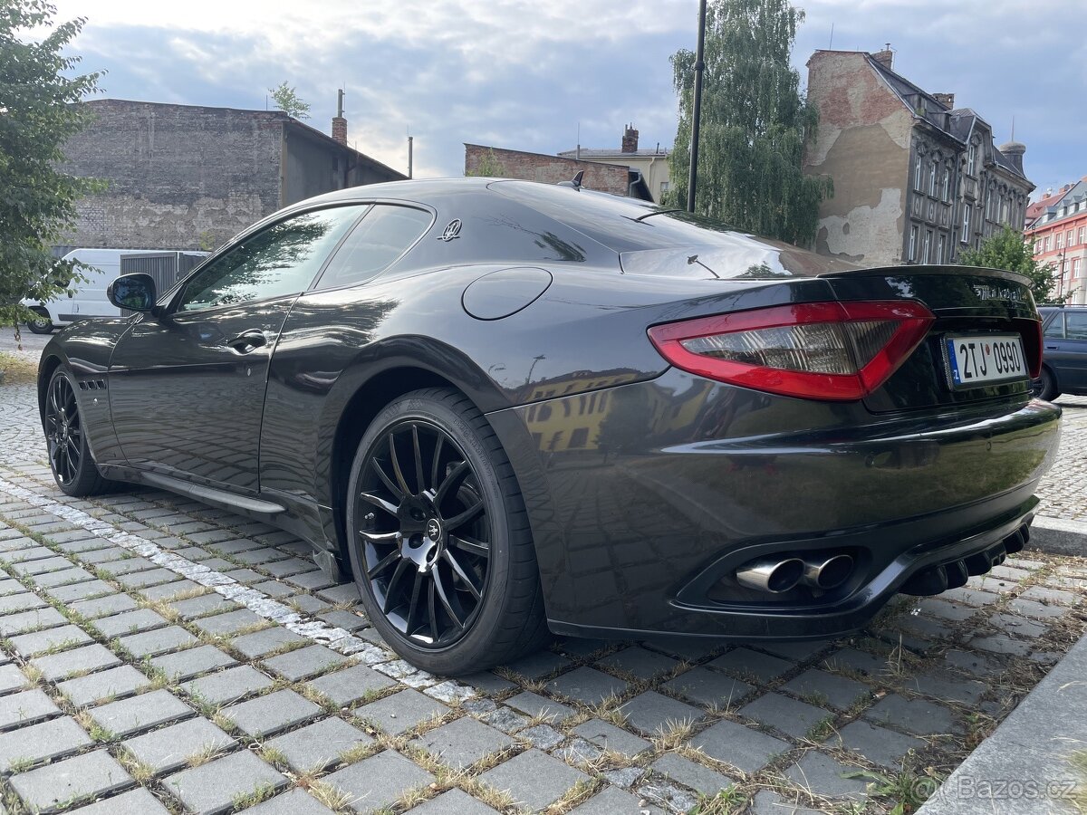 Maserati Granturismo 4.2 V8 - 6