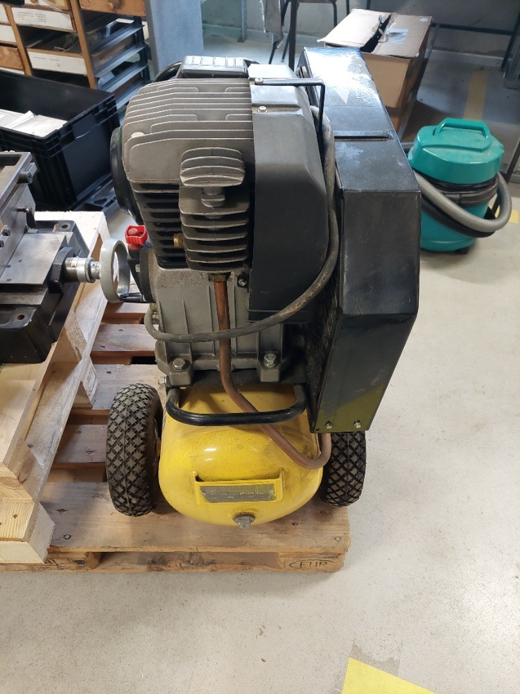 Kompresor Schneider UNIVERSAL 500-50 D - 6