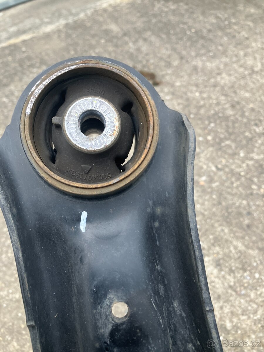 prave rameno predni napravy SKODA Audi 3Q0407154D - 6