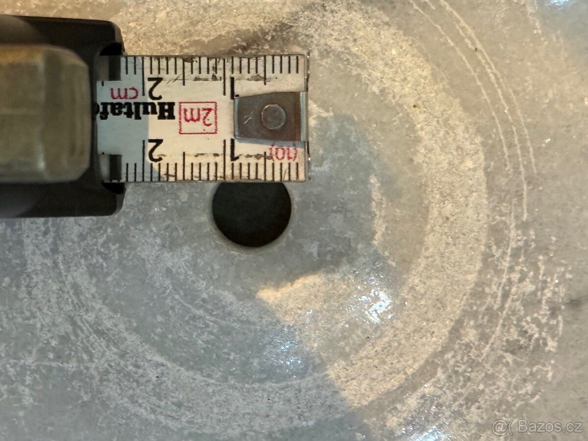 Masivní mramorový podstavec - 6