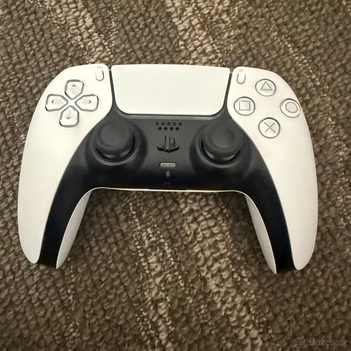Prodej PS5 Slim 1TB + 2x ovladač + 4 hry - 6