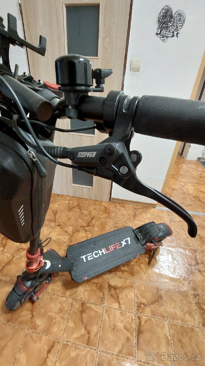 Techlife x7 elektrokoloběžka 2x 1000w 52v - 6