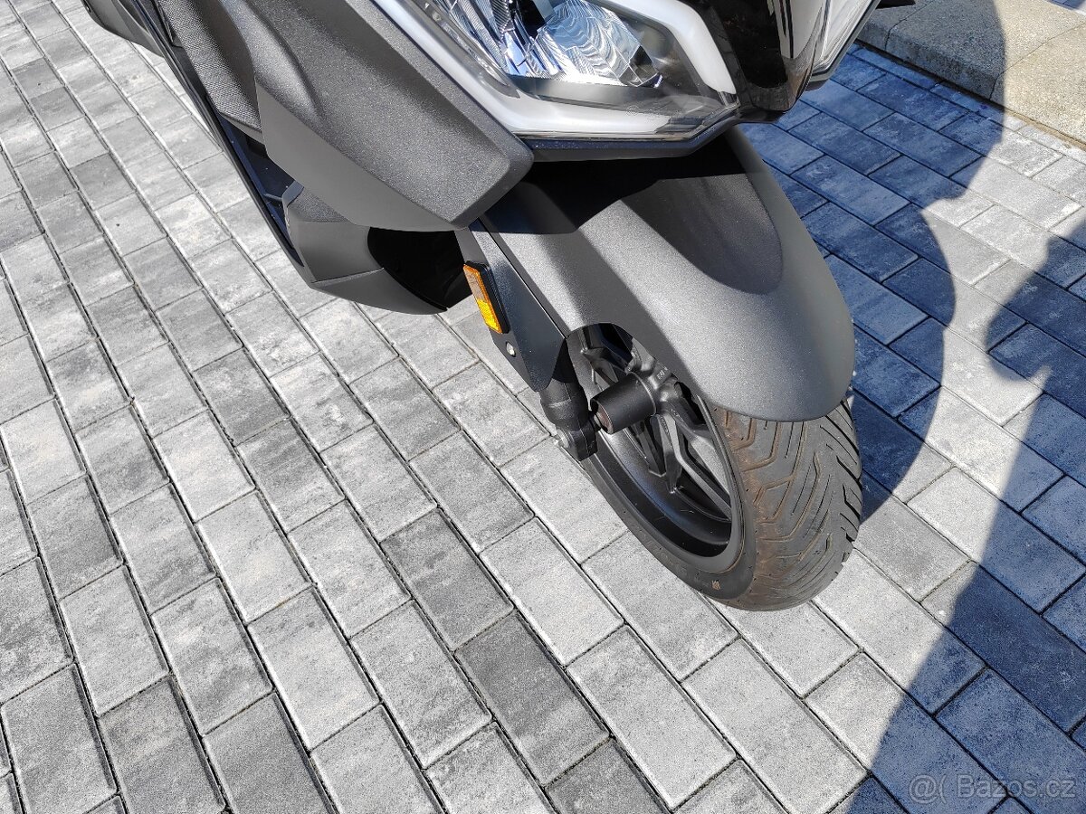 Honda Forza 125 - 6