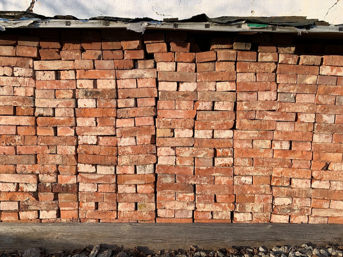 Očíštěné plné cihly - 6