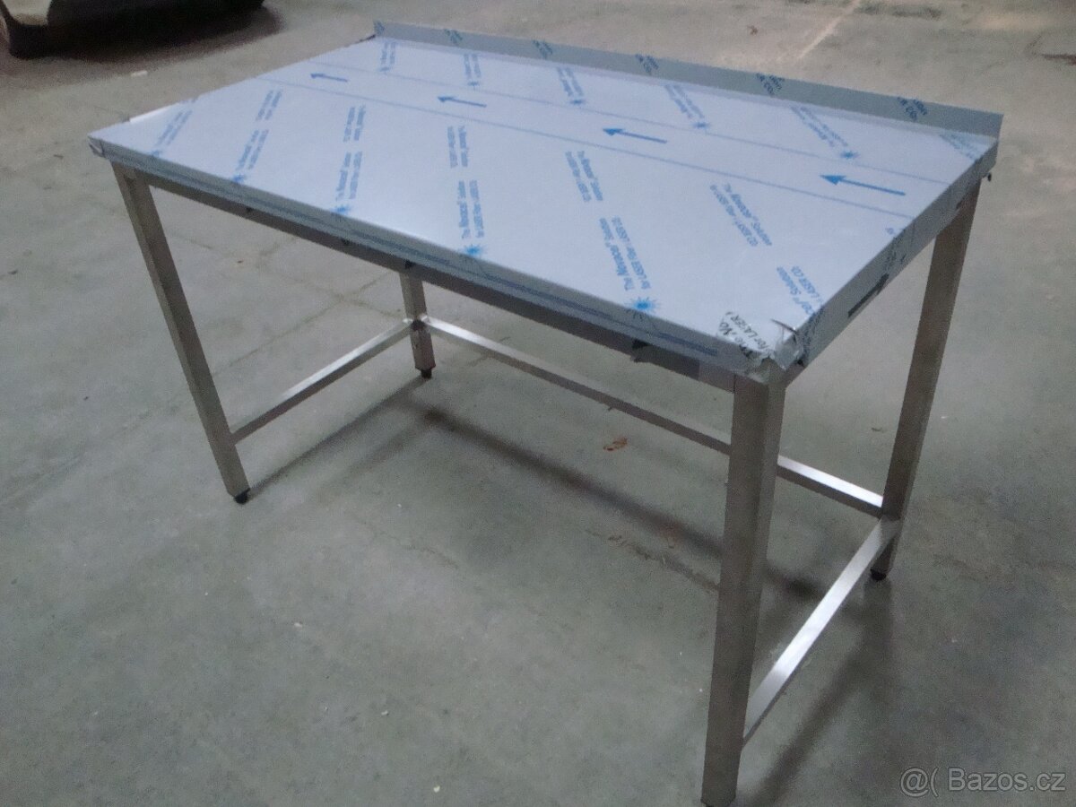 Nerezový stůl - 6