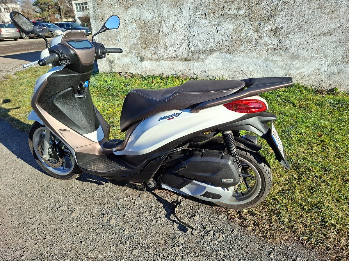 Piaggio Medley 125 ČR Serviska - 6