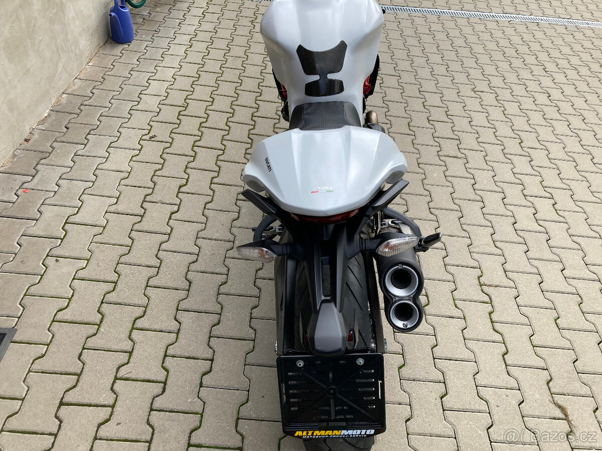 Ducati Monster 821 - 6