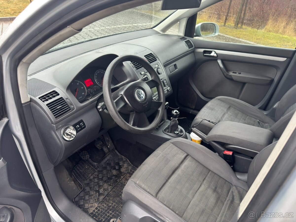 Volkswagen Touran 2.0TDI BKD 103kW - 6