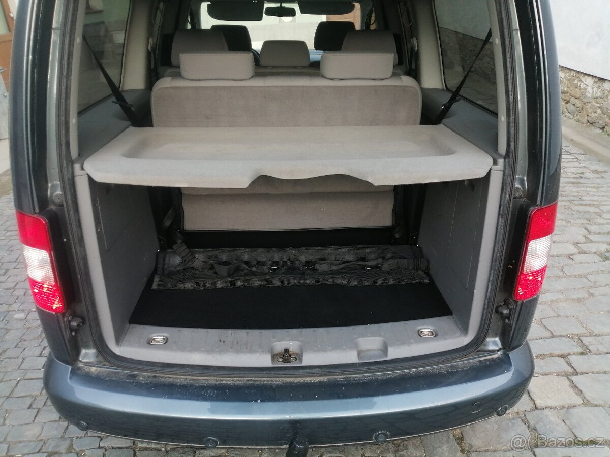 VW Caddy Life Maxi,r..v. 2009, 2.0TDi, 103kW - 7 míst - 6