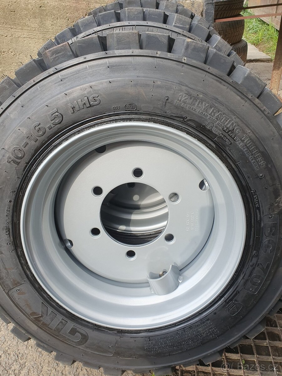 Kola UNC - Locust - 6