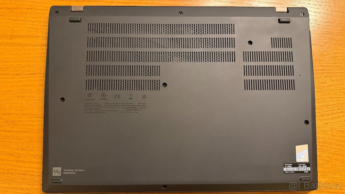 Lenovo Thinkpad T16 G1 i5-1240P 16GB 512GB FHD - 6