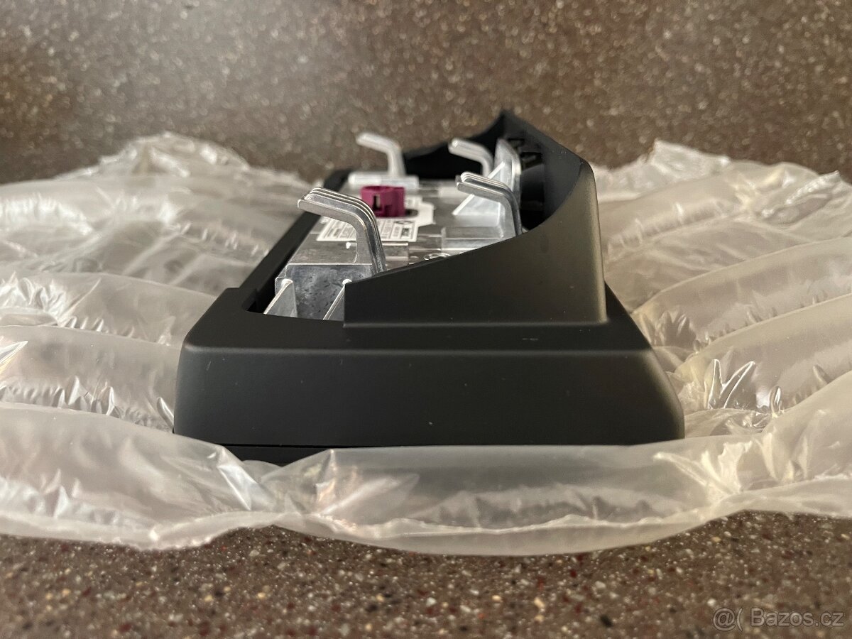 BMW i3 LCD DISPLEJ 6,5" + jednotka 2022 - 6