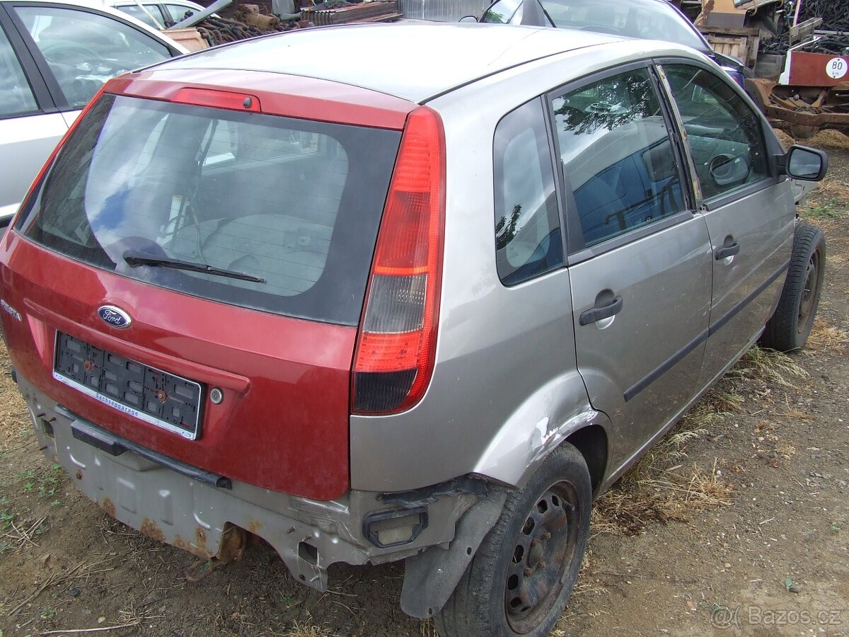 Prodám díly z Ford Fiesta 1.4 Benzín 2003 - 6