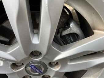 volvo xc70 136kw - 6