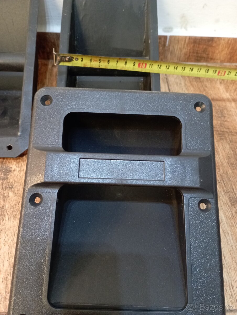 Úchyty na reprobedny - 6