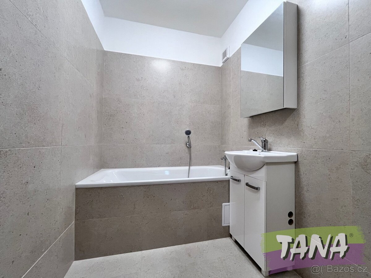 Pronájem bytu 4+1 v Hořicích, ev.č. 00355 - 6