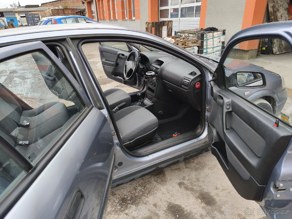 Opel astra - 6