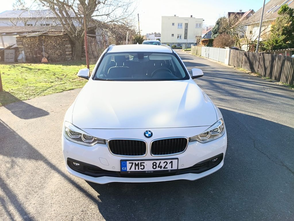 BMW Řada 3, 320i, Touring, tažné - 6