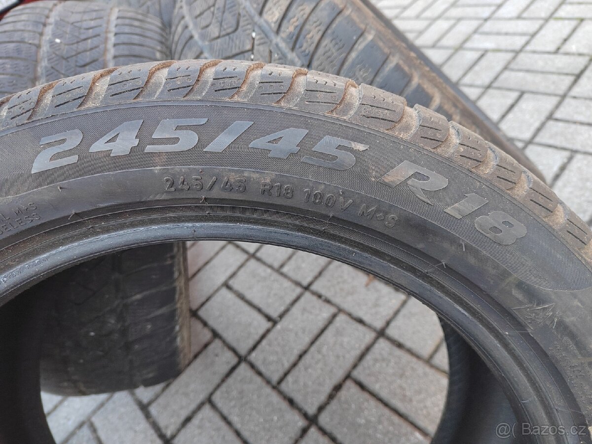 Zimni pneu Pirelli Sottozro 245/45/18 - 6