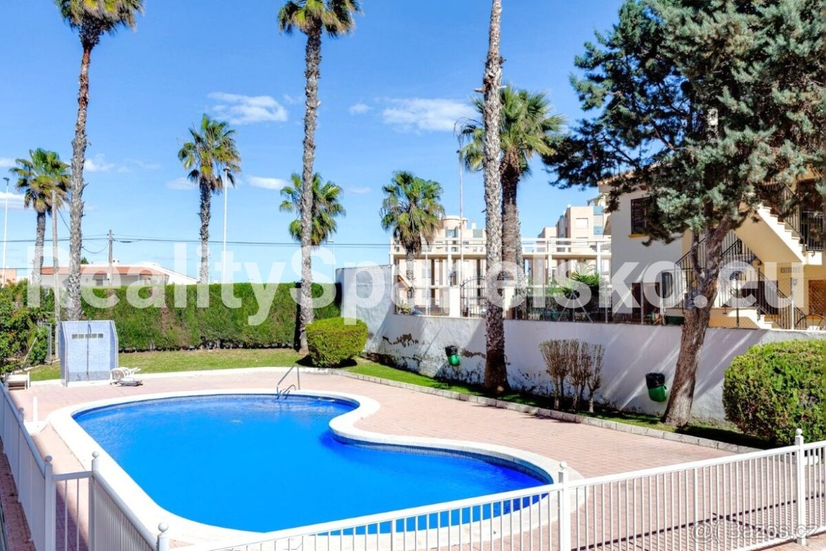 Zařízené studio 1kk se zasklenou lodžií 94.990 EUR LA MATA - 6