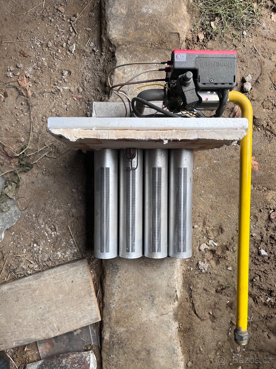Prodám hořák na plynový kotel viadrus - 6