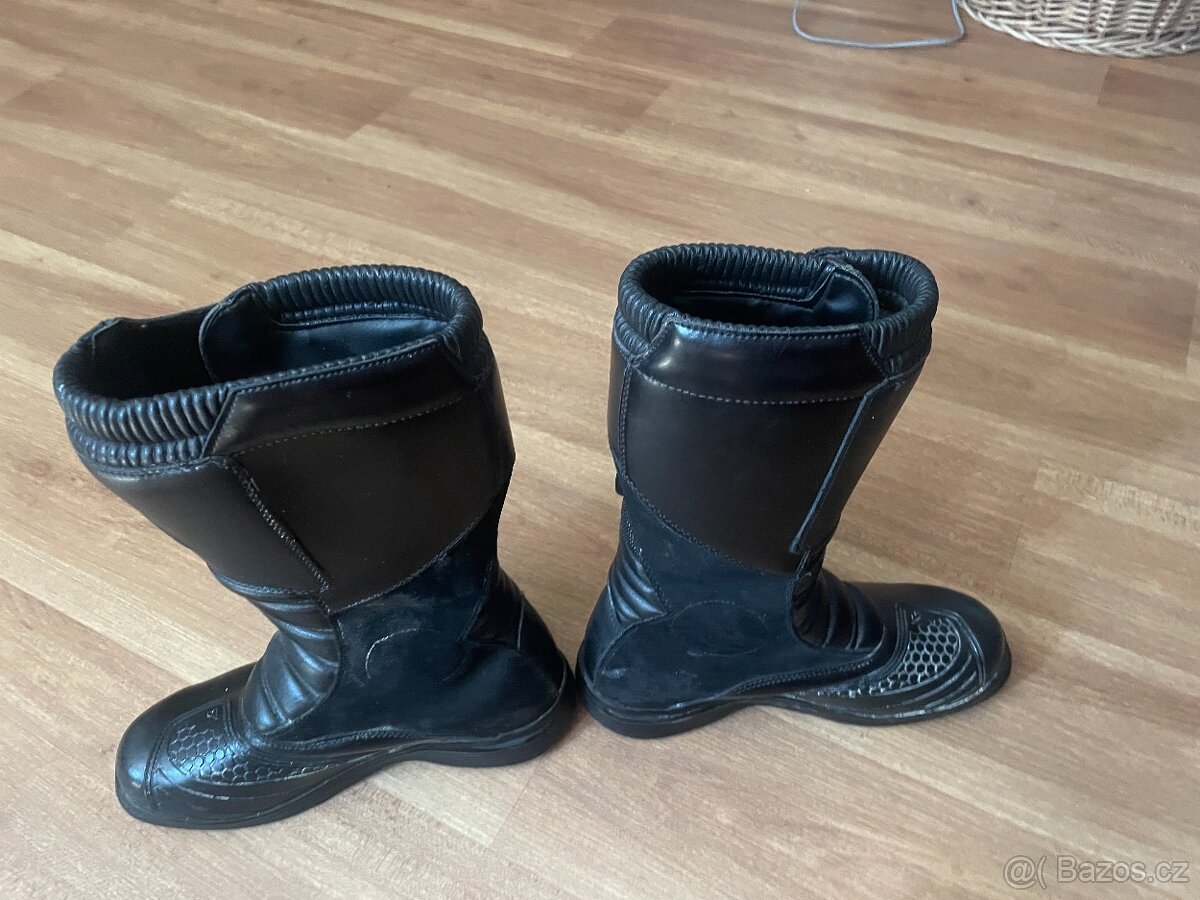 Motoobuv diadora - vel. 43 vyborný stav - 6