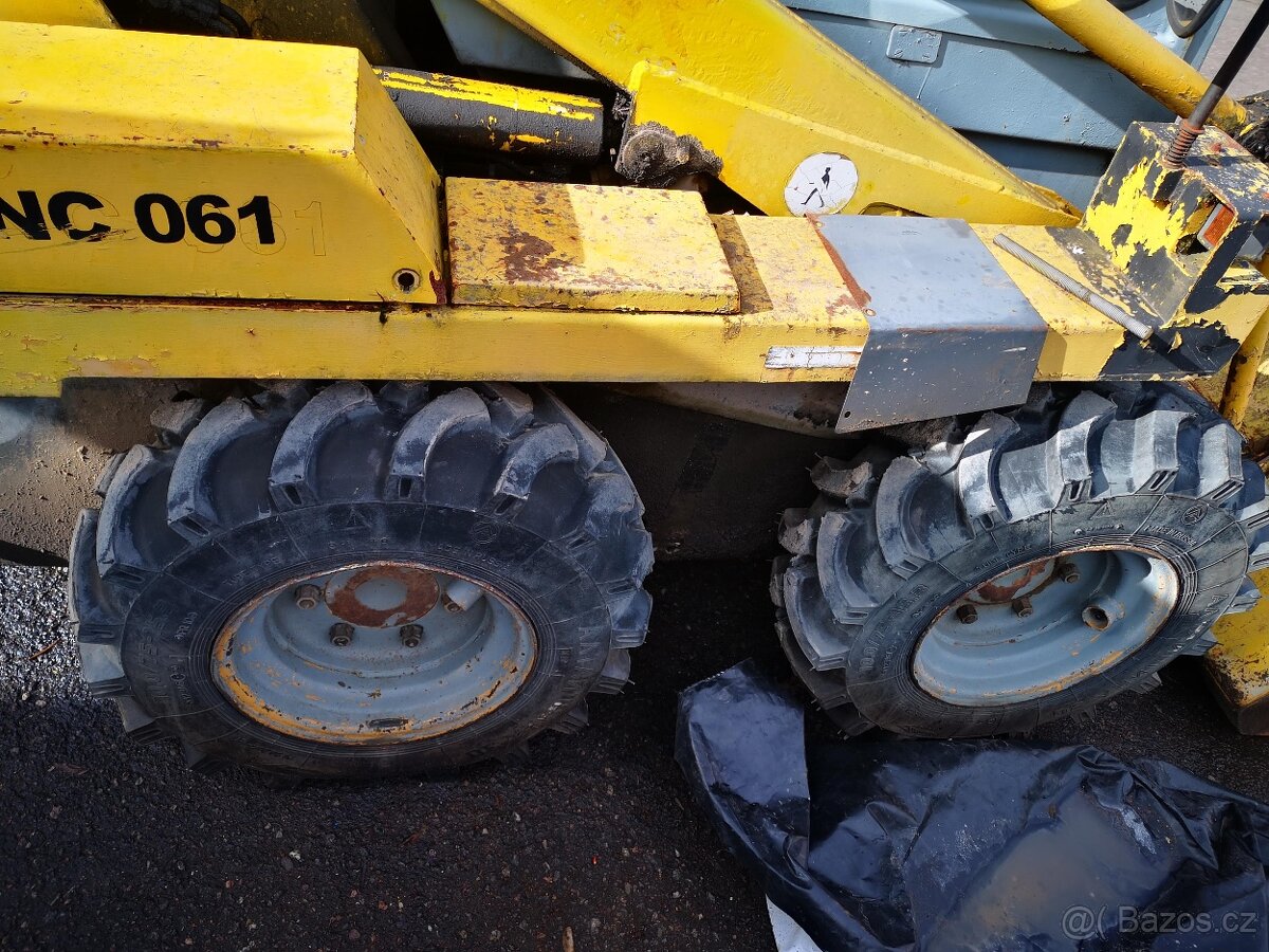 Smykový nakladač Detvan - UNC 061 - 6