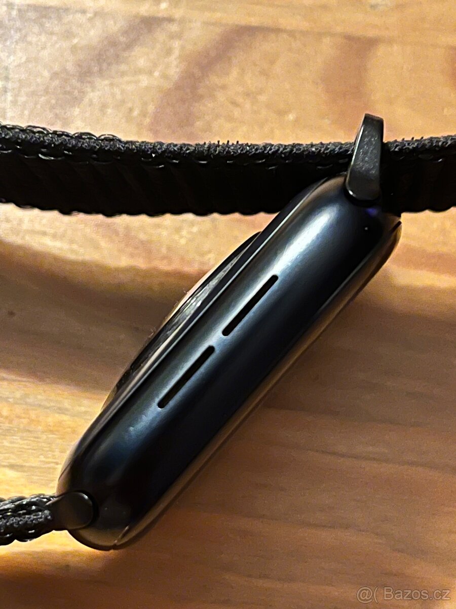 Apple Watch SE druhé generace - 6