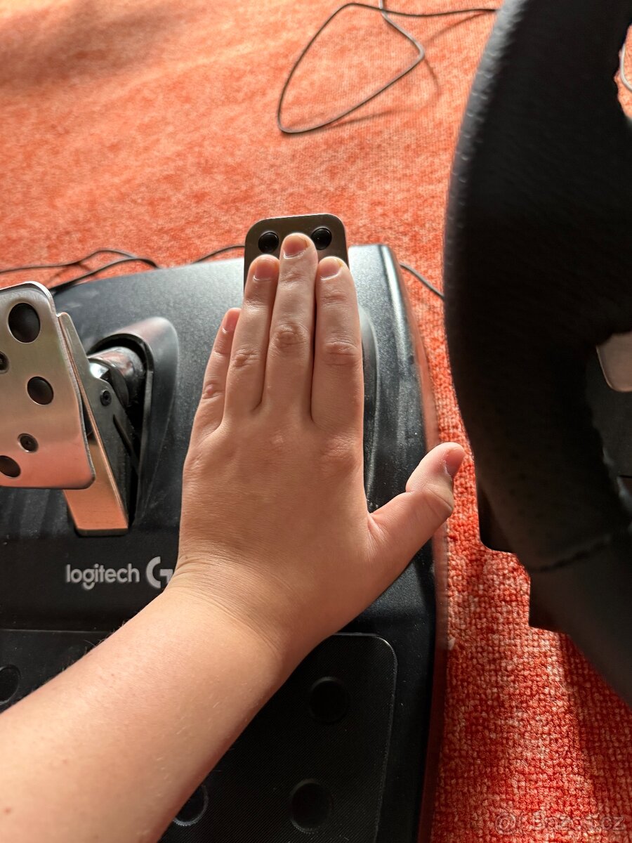 Logitech G920 Driving Force - 6