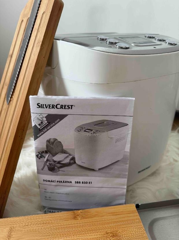 Domácí pekárna Silvecrest, váha Sencor a prkénko - 6