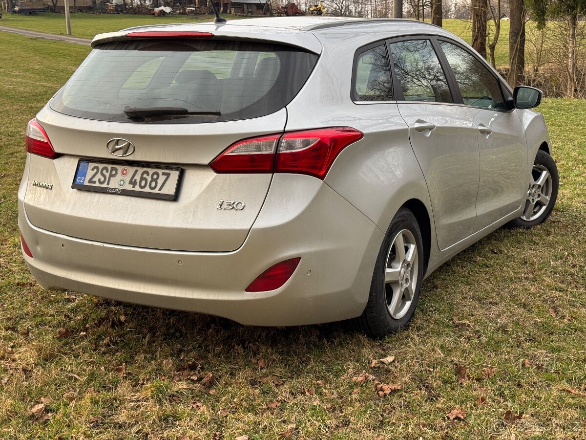 Hyundai i30 1.6 crdi 2014 - 6