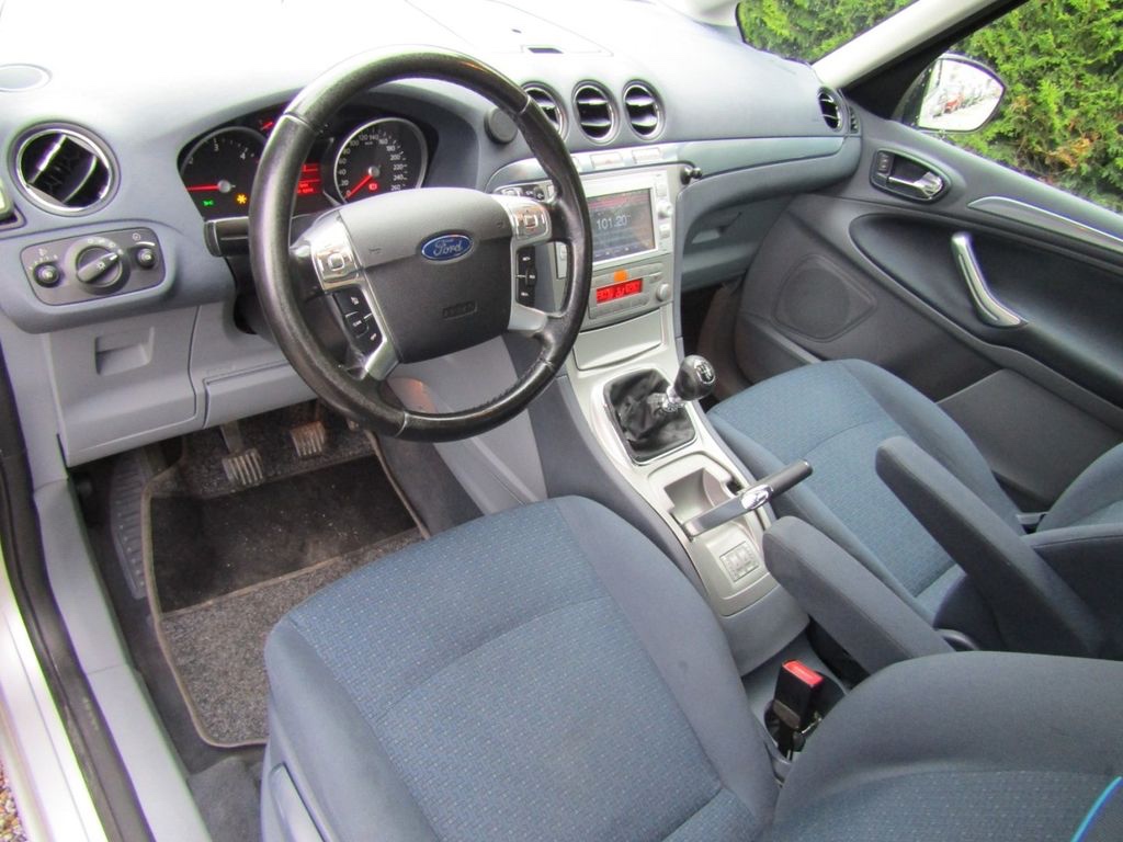 Ford galaxy 2.0tdci 7 míst - 6