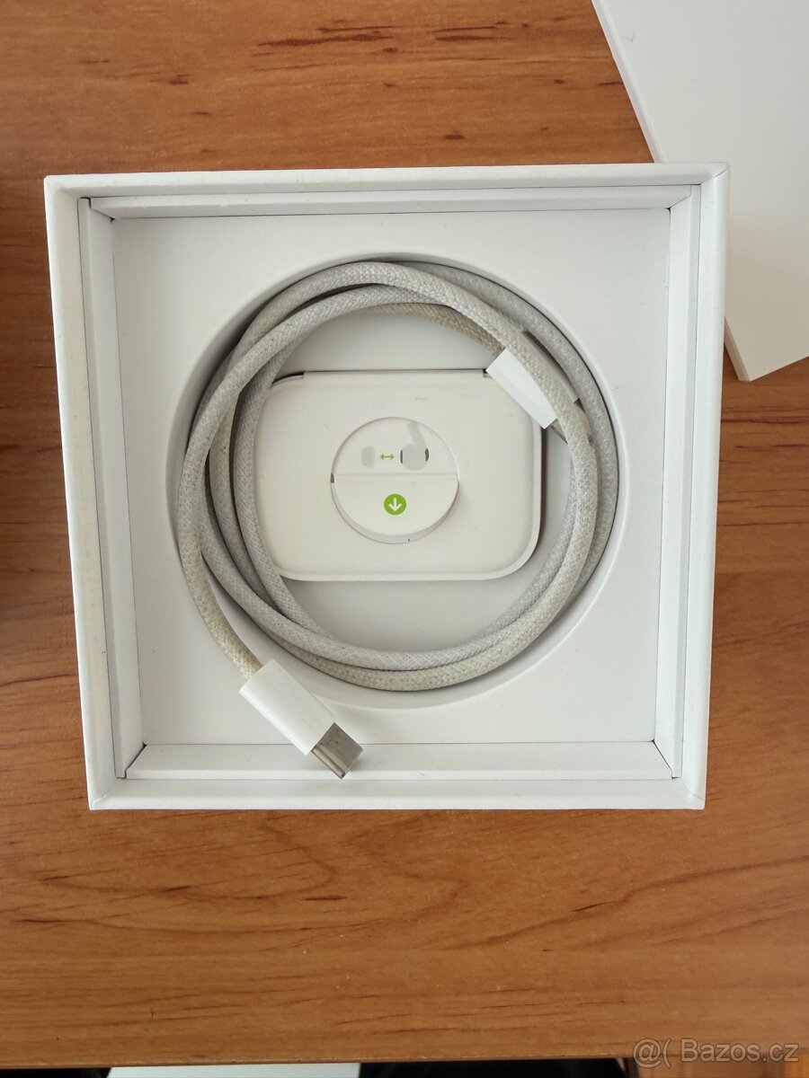 Apple AirPods Pro (2. generace) s MagSafe pouzdrem (USB-C) - - 6