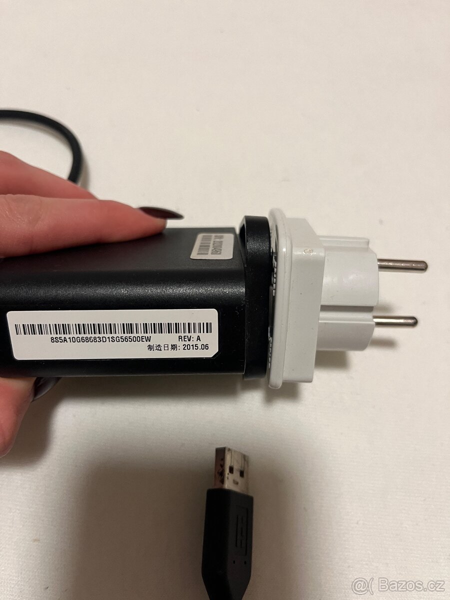 Lenovo Yoga – dotykový, plně otočný notebook + aktivní Win10 - 6