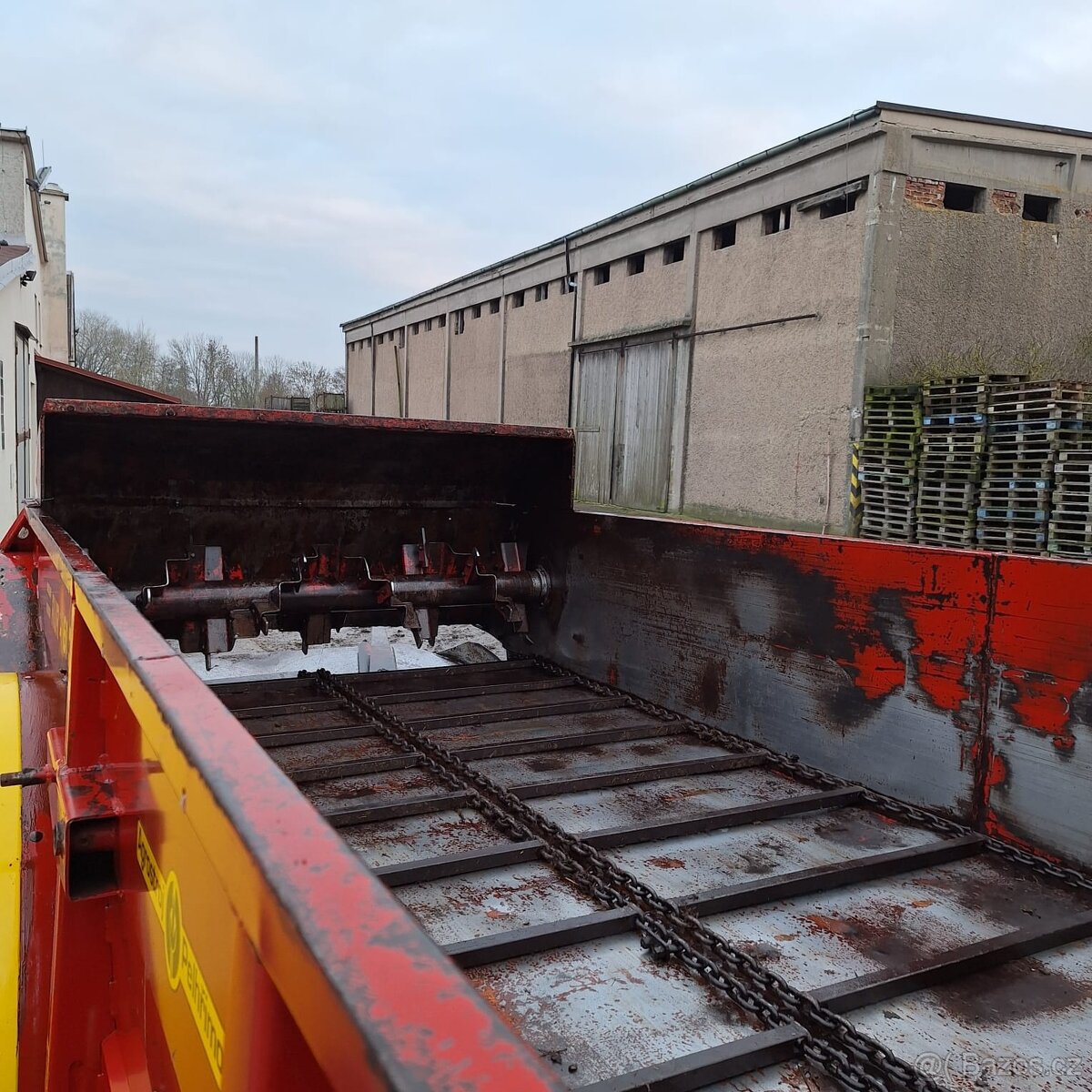 Rozmetadlo hnoje RUR-60 - 6