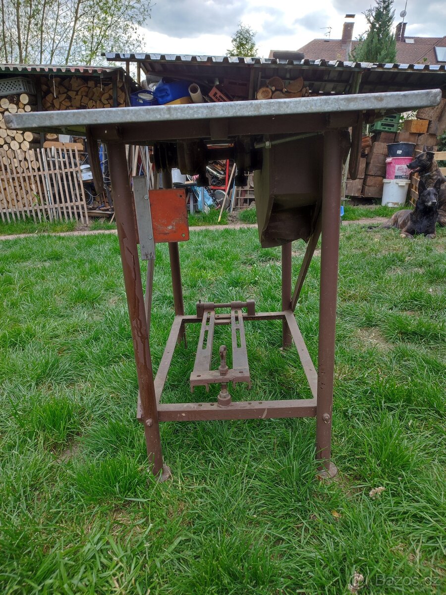 Stůl na cirkulárku - 6