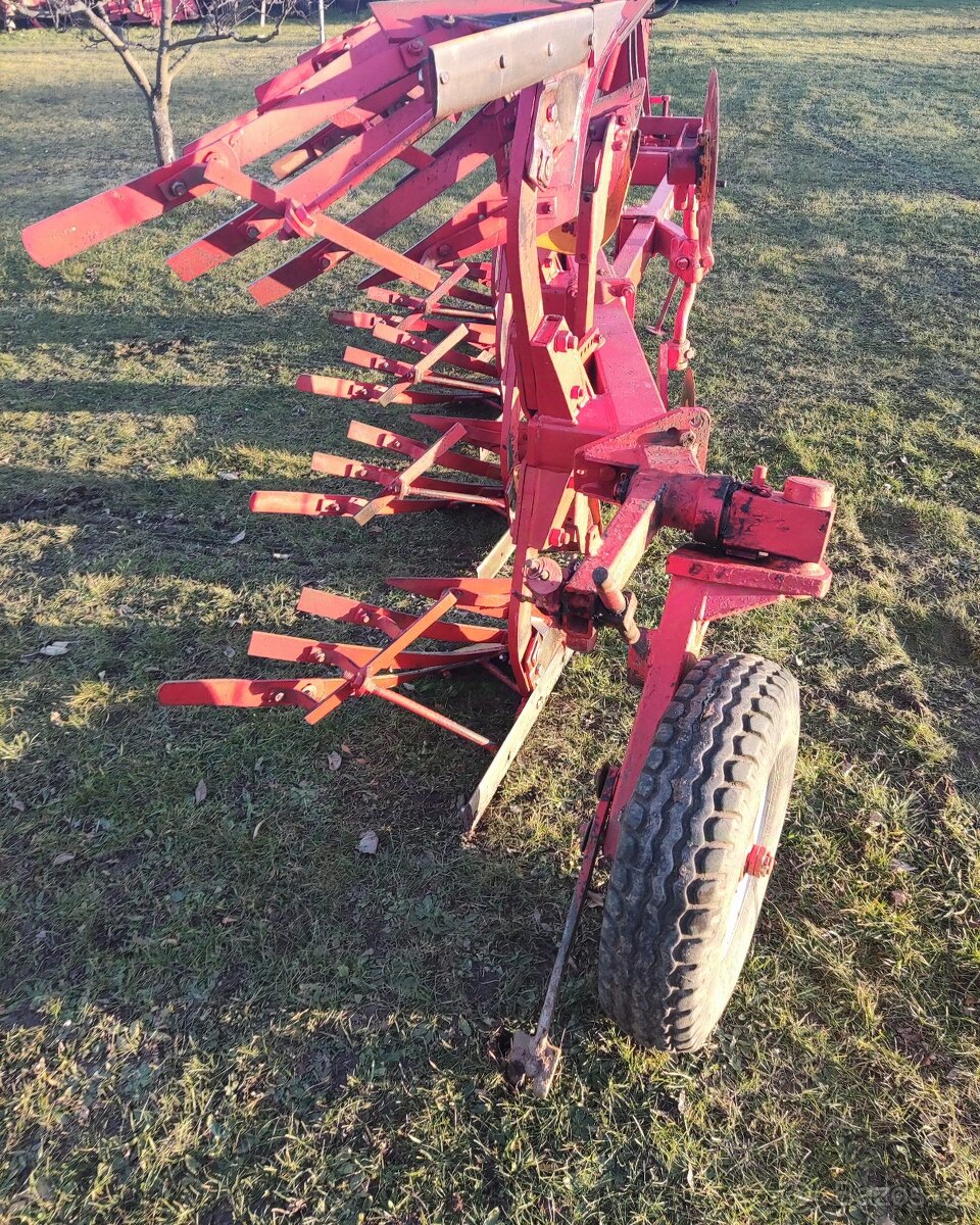 Pluh čtyřradličný Obracák - 6