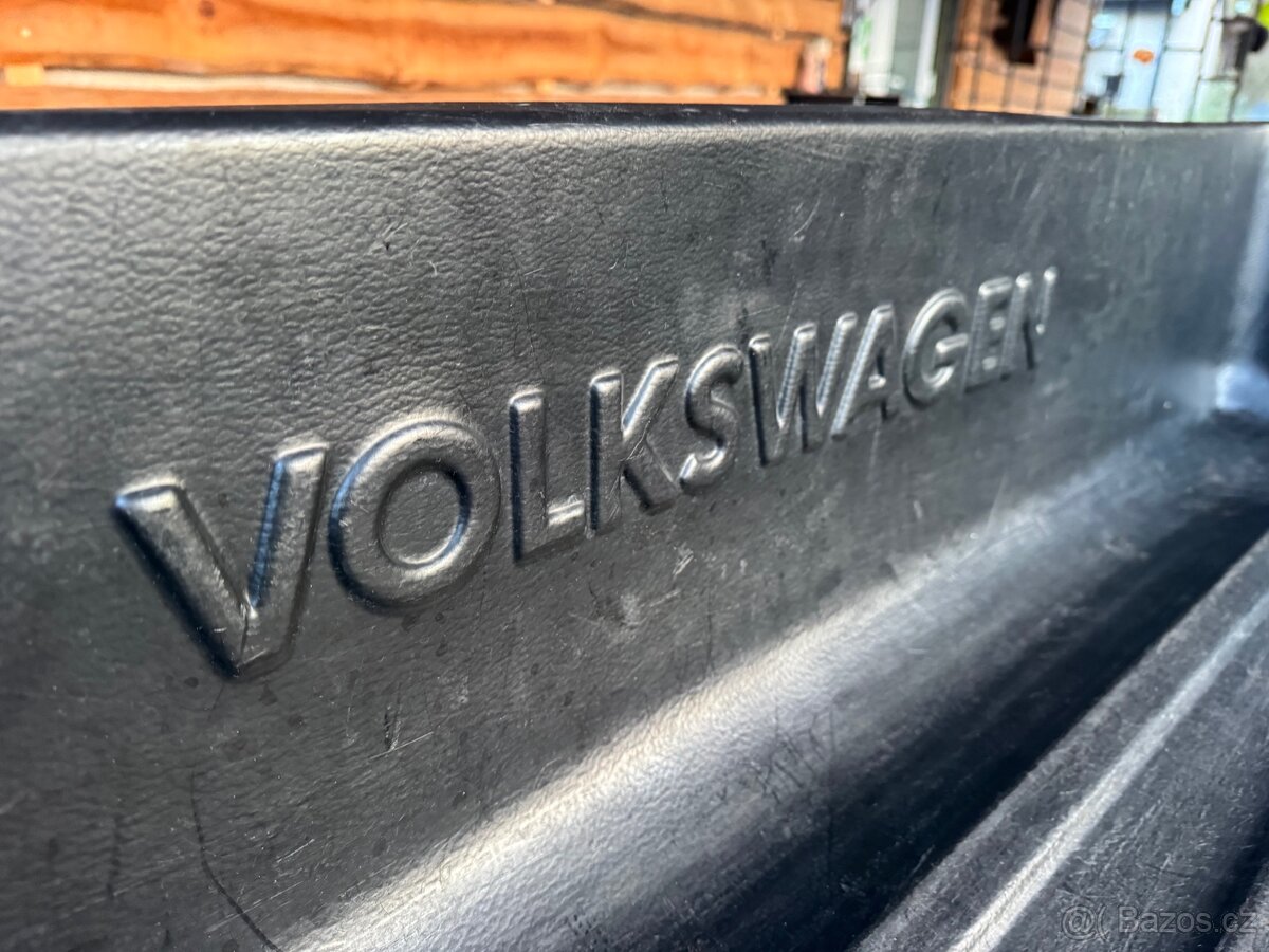 Plastová vana kufru, originál VW T5, T6 - 6