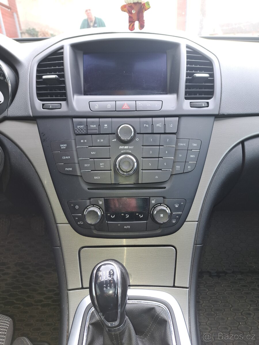 Opel insignia 2.0 D eco-flex 118kw - 6