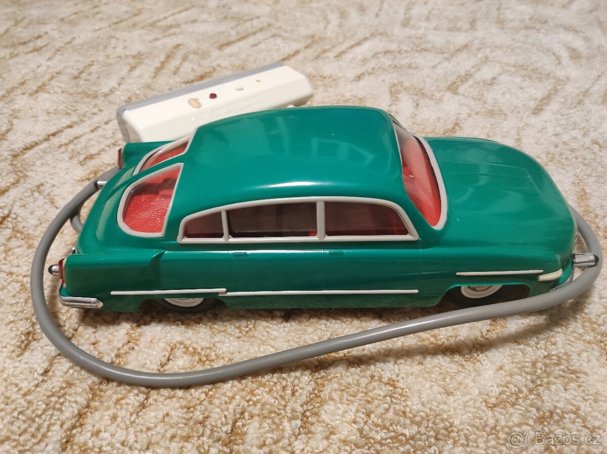 Model Tatra 603 na dalkove ovladani - 6