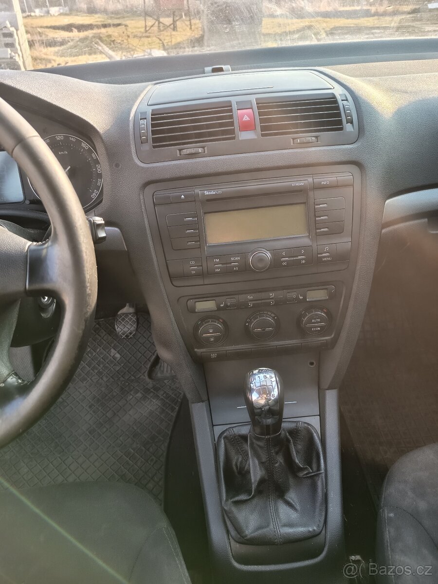 Škoda Octavia 2 - 6