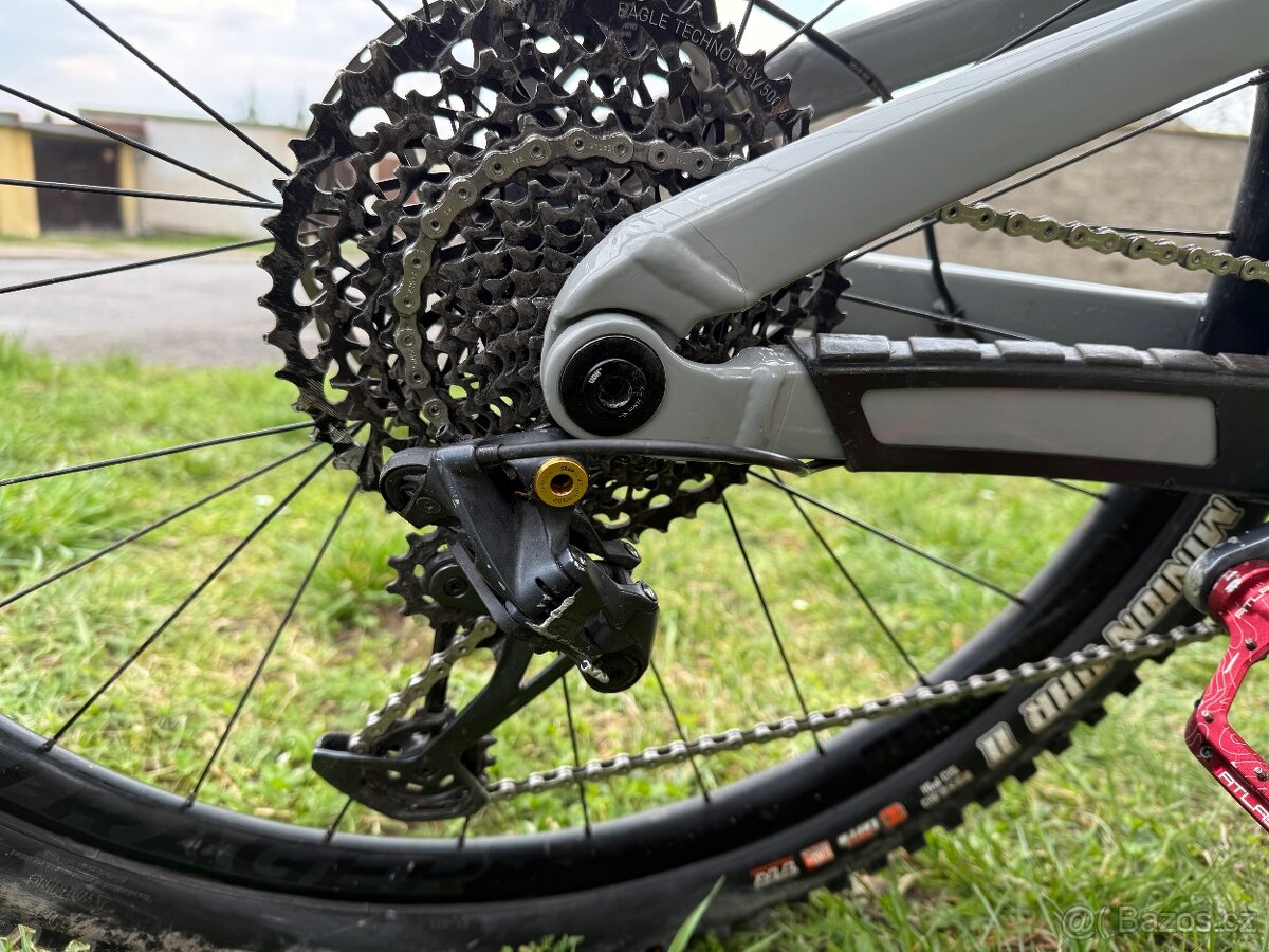 Trek Slash 8 2022 - 6