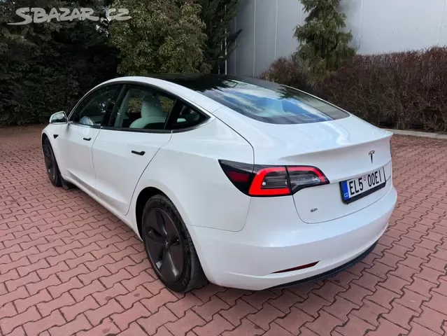 Tesla Model 3 Long Range,AWD,SOH 94%,75kWh,Záruka. - 6