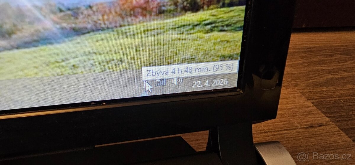 Malý netbook Acer Aspire - 6