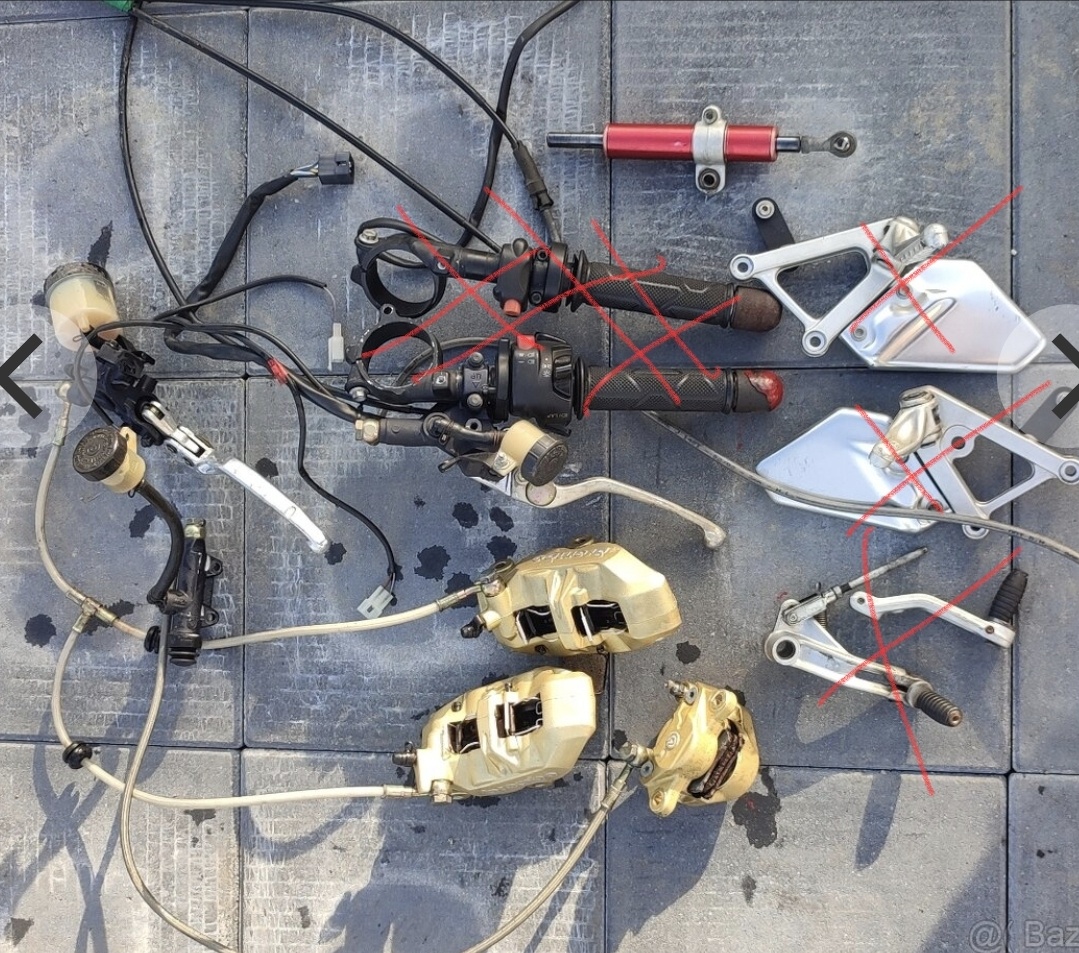 Aprilia RSV 1000 díly - 6