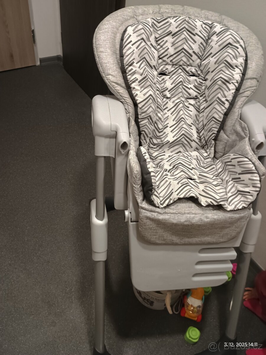 Jídelní židlička Joie - 6