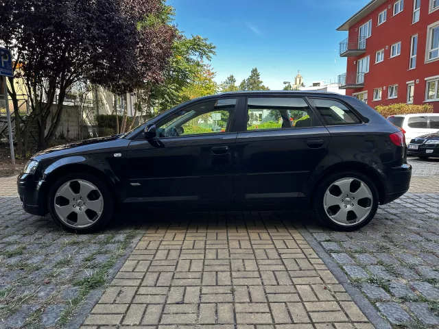 Audi A3 1.9 TDI 77kW Sportback Navi ALU R17 Tempomat - 6