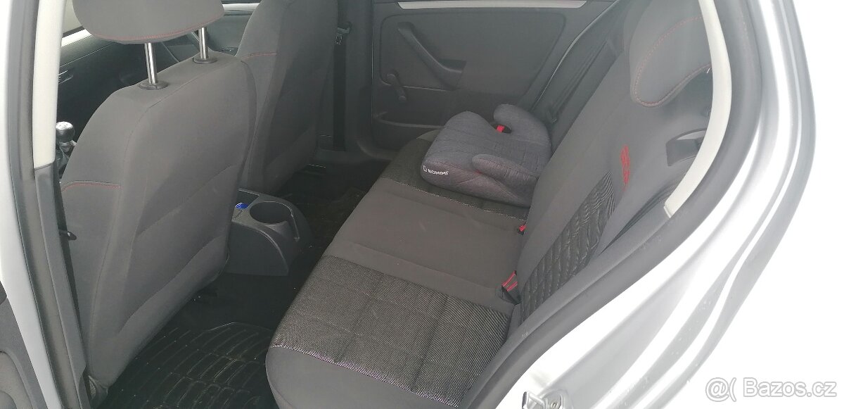 prodej VW Golf V - 6