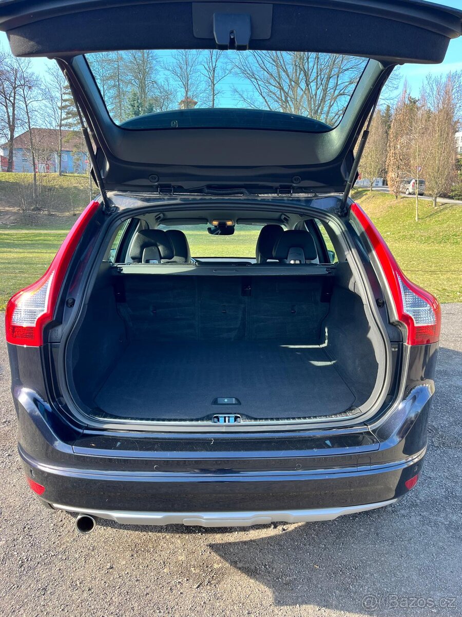 Volvo XC60 2,0 D3 automat - 6