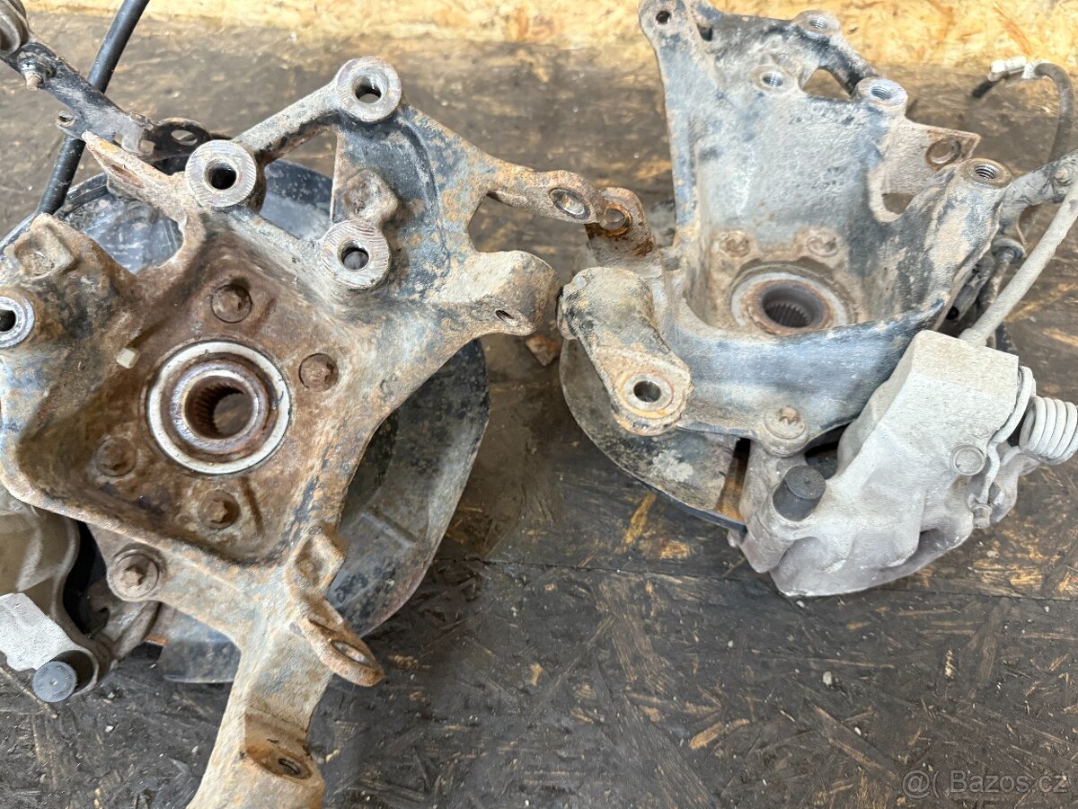 ZADNÍ TĚHLICE FORD KUGA MK2 2.0 TDCI 2013 - 6